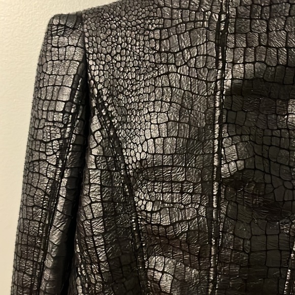 Luxury Chic Croc Print Faux Leather Moto Jacket Sherpa Trimmed/Lined XS Black - Picture 7 of 10
